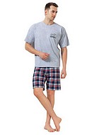 Pyjamas med rutiga shorts